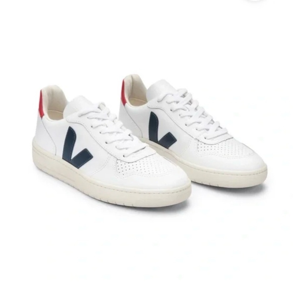 Veja V10 Leather Women’s White/Black Athletic casual Sneakers Size 6